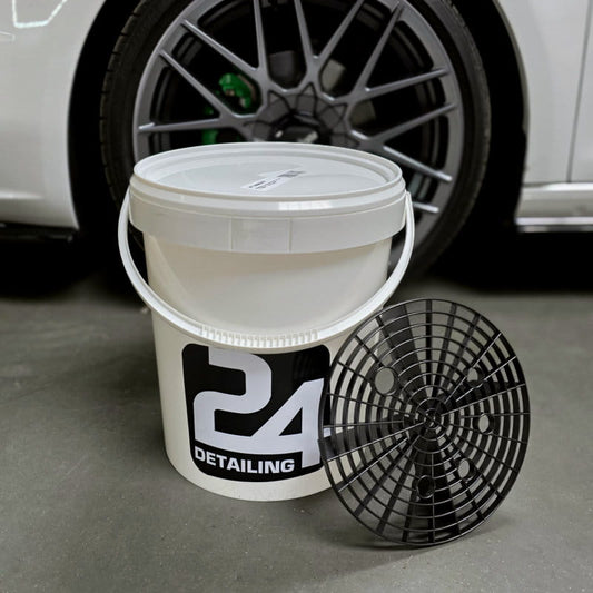 WITTE BUCKET + GRITT